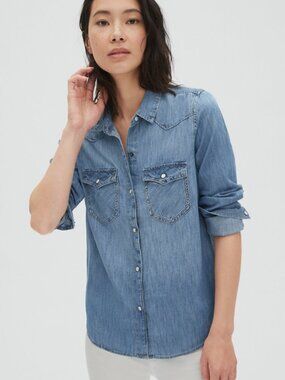 Gap Chambray Blue Denim Snap Front Long Sleeve Western Shirt in Women's XX-Large